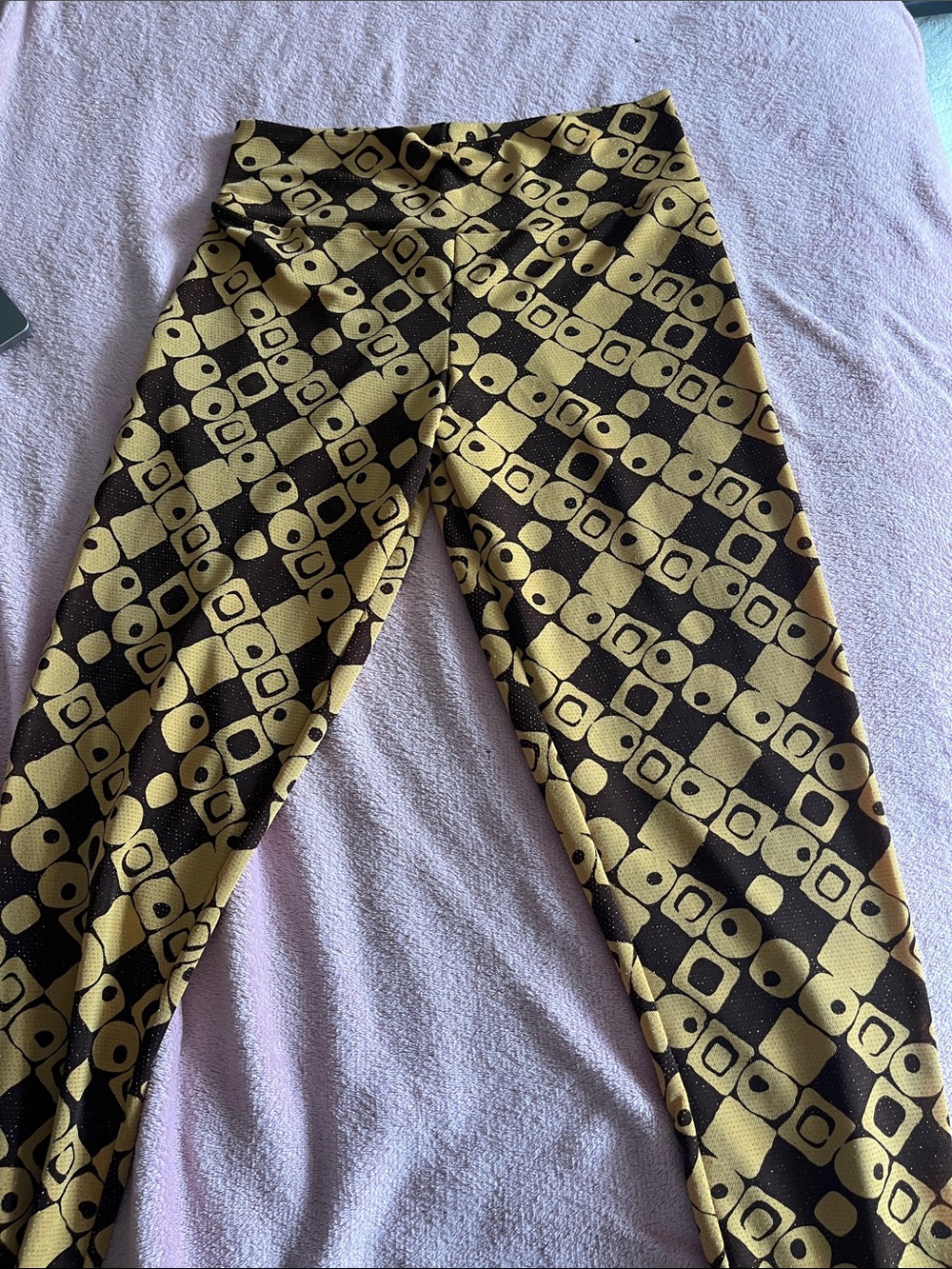 ADRIANA SAHAR Geometric Print High-Waist Pants in Yellow and Black